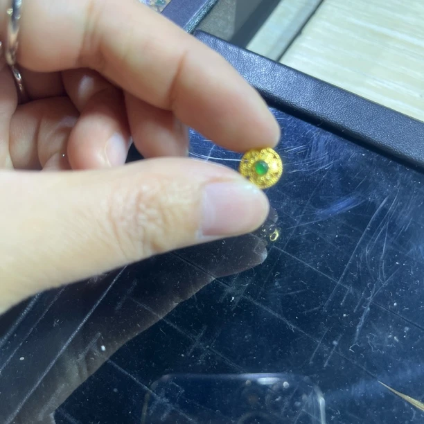 天然危料A货翡翠