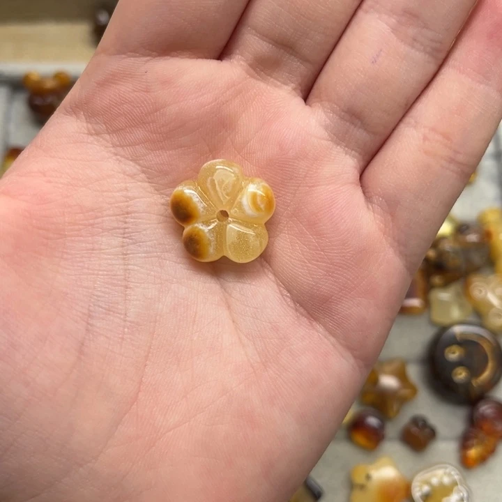 未镶嵌蜜蜡裸石天然琥珀蜜蜡配件