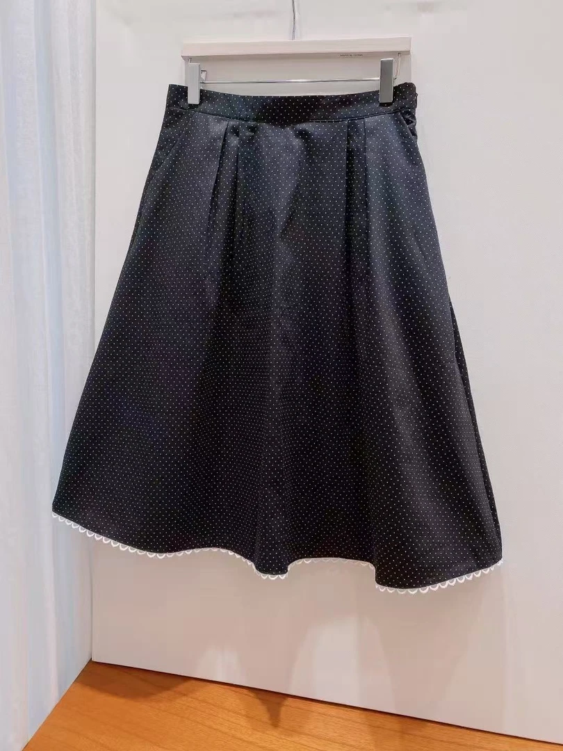 路一.韩国 Seoul    波点小黑裙  松紧腰