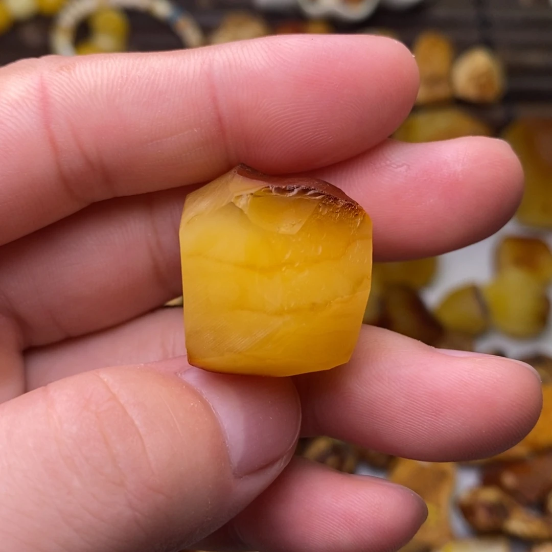 小***们定制琥珀天然蜜蜡