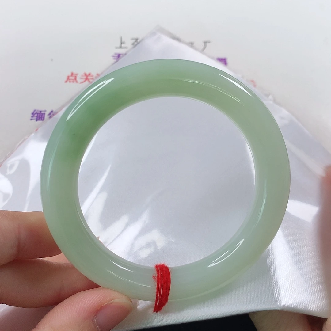未镶嵌手镯（圆镯）翡翠⑦③