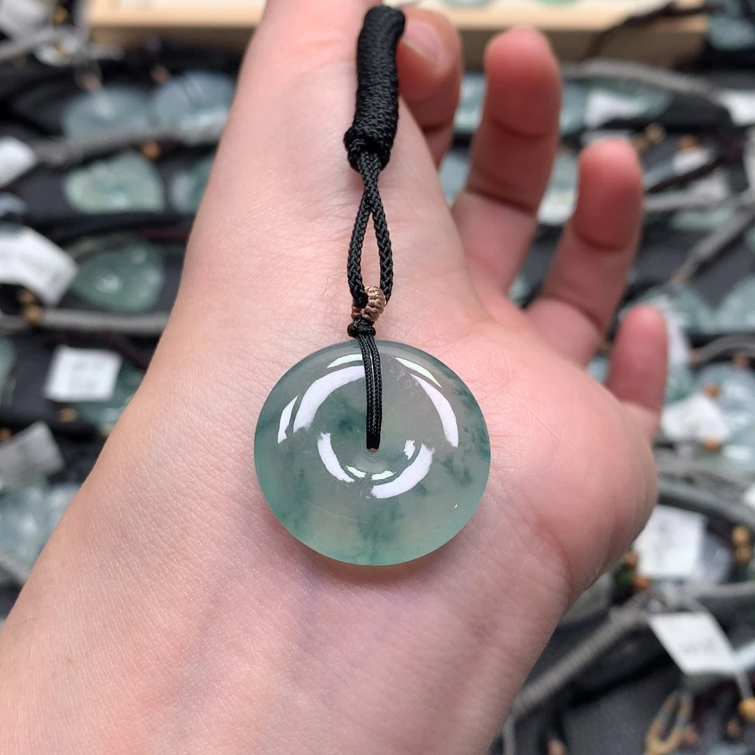 翡翠颈饰未镶嵌00000000000