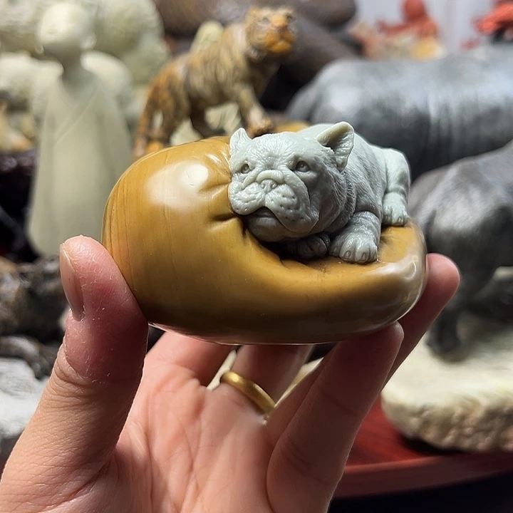 东北石松花石摆件