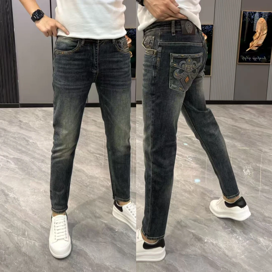 男款裤子2025新款男士牛仔裤百搭修身男裤时尚简约小脚裤冬季长裤