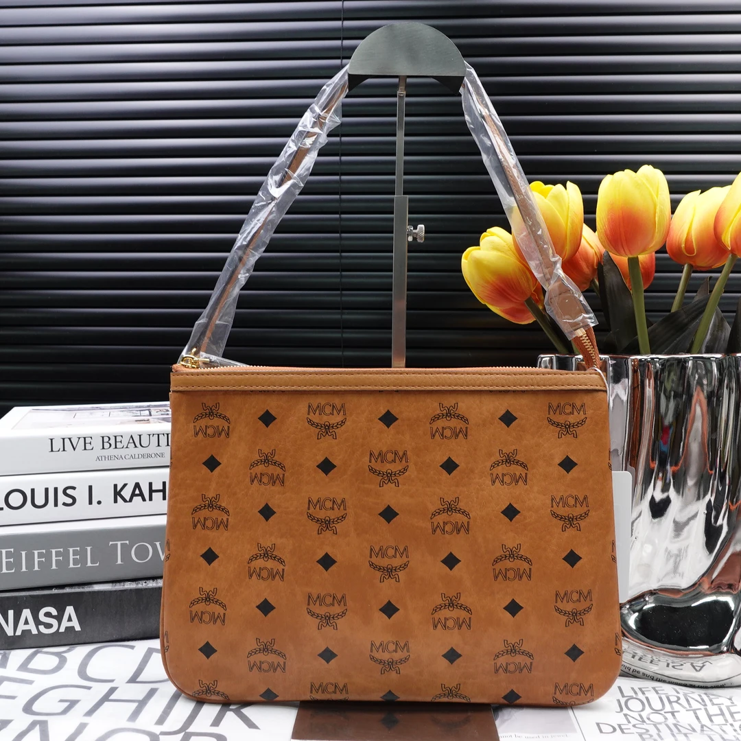 95新 MCM 单肩包/T10211740