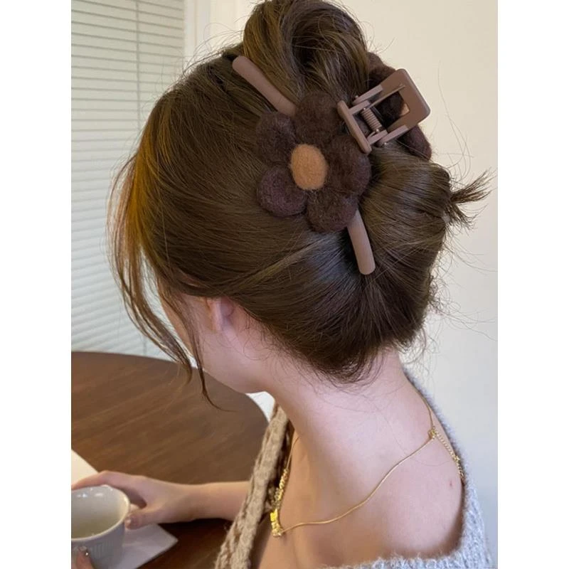 花朵抓夹大号感鲨鱼夹女后脑勺盘发发夹2025新款气质发卡头饰