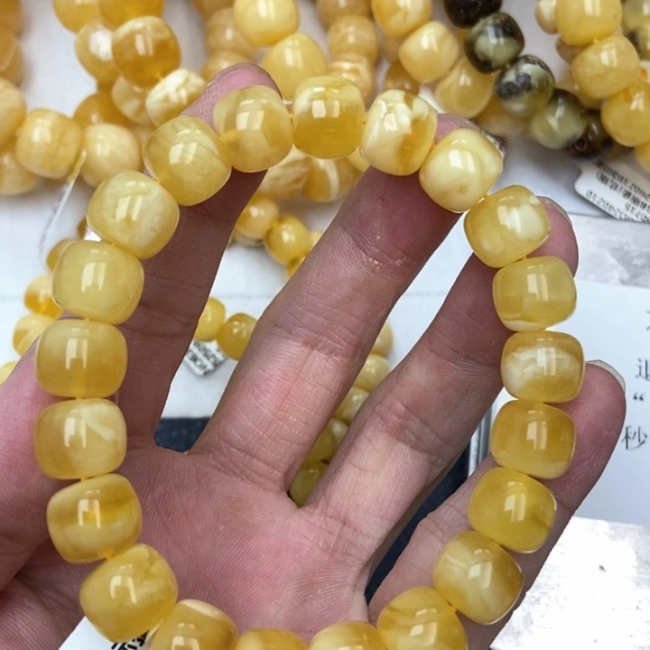 琥珀未镶嵌珠宝奇石5