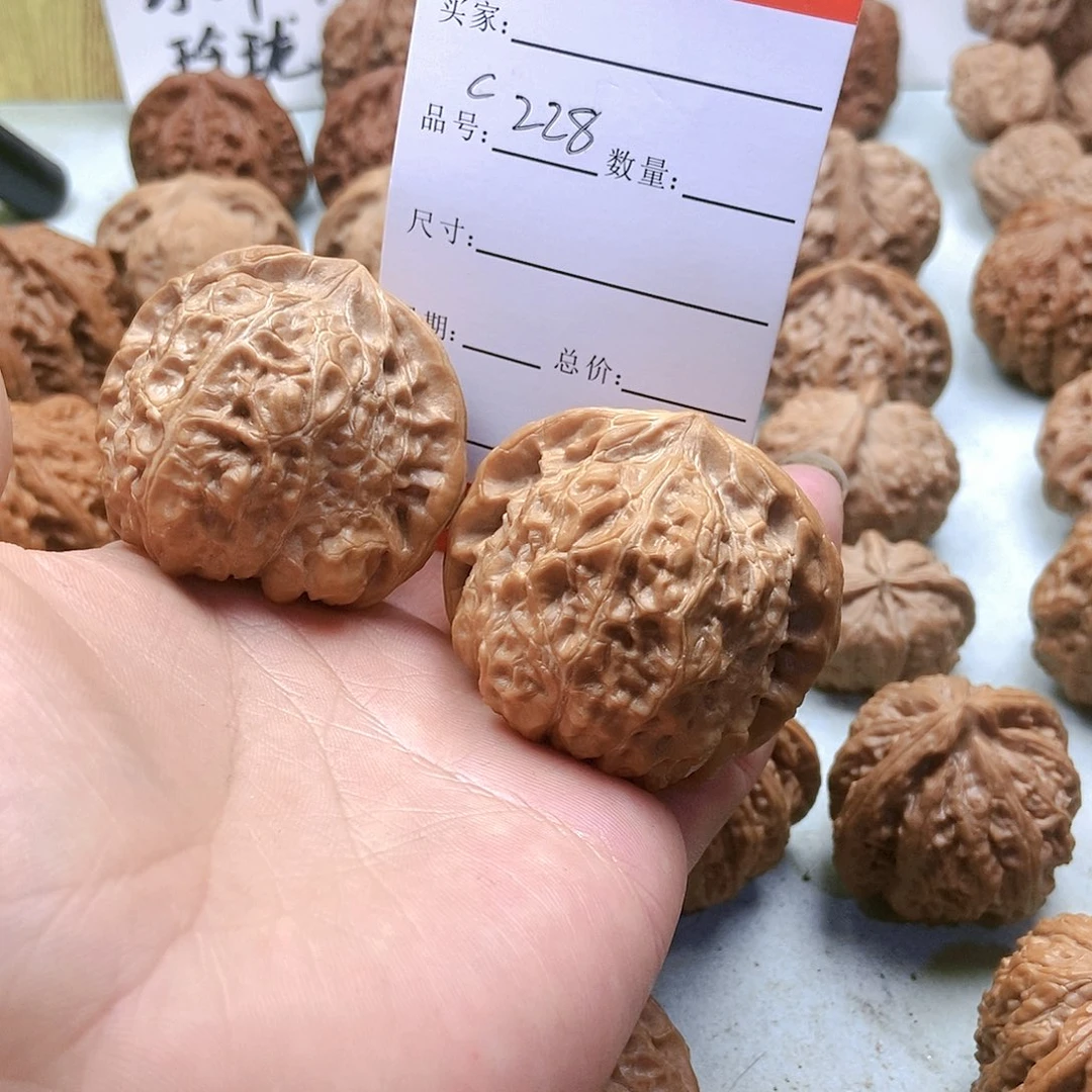 把件桃核路*甲228号南瓜墩47尺