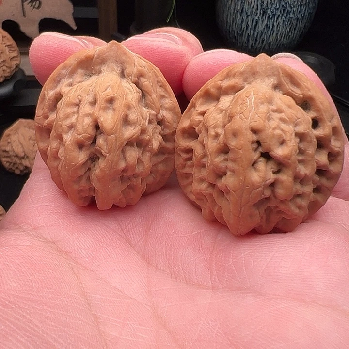 文玩核桃把件山一代原生态佛肚37尺精品