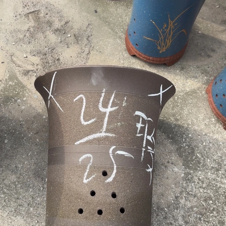 花盆紫砂紫砂的颜色