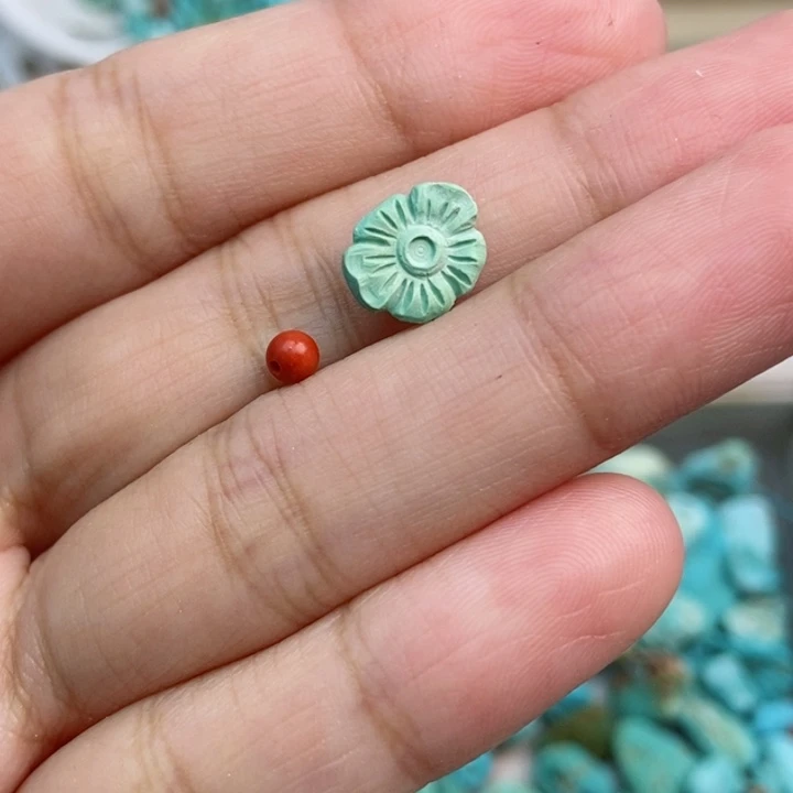 南红玛瑙未镶嵌珠宝奇石