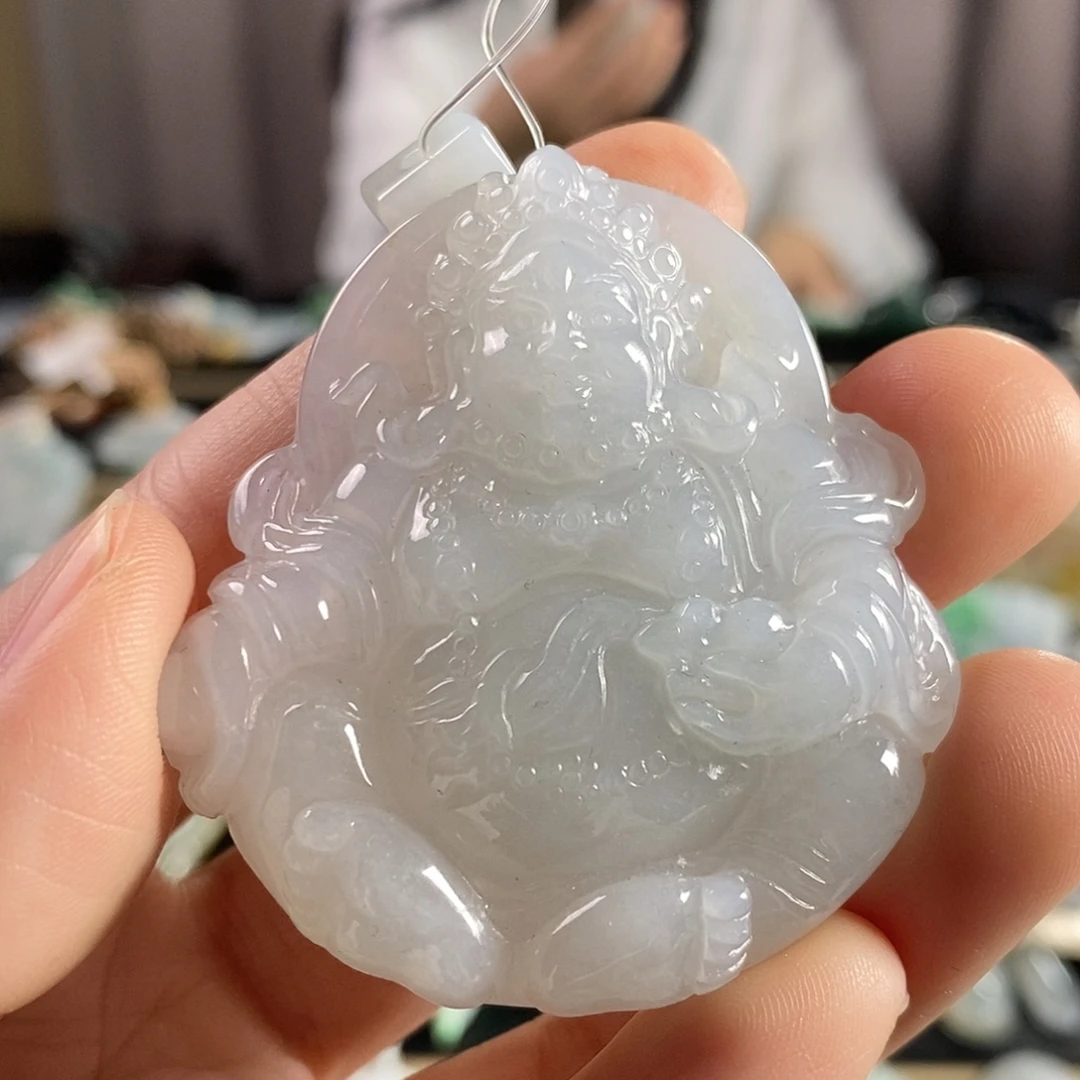 翡翠未镶嵌颈饰黄财神