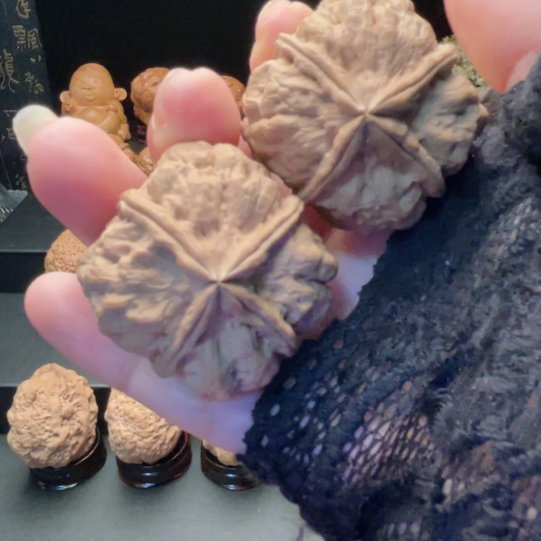 文玩核桃吊坠九五四…………………………福利