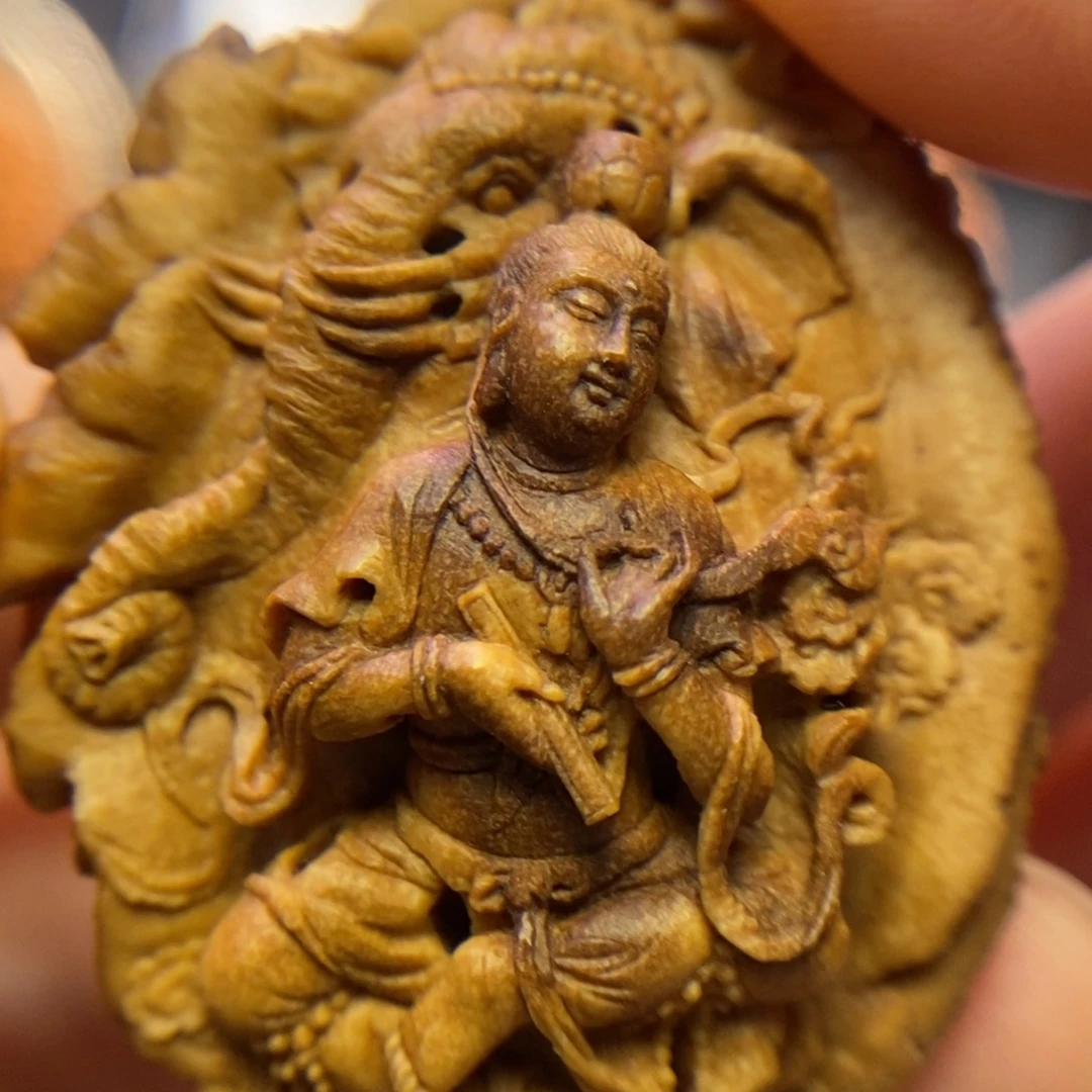 潍坊核雕桃核雕刻普贤菩萨