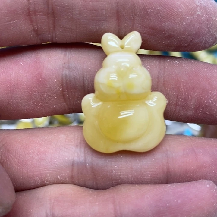 蜜蜡裸石未镶嵌吊坠