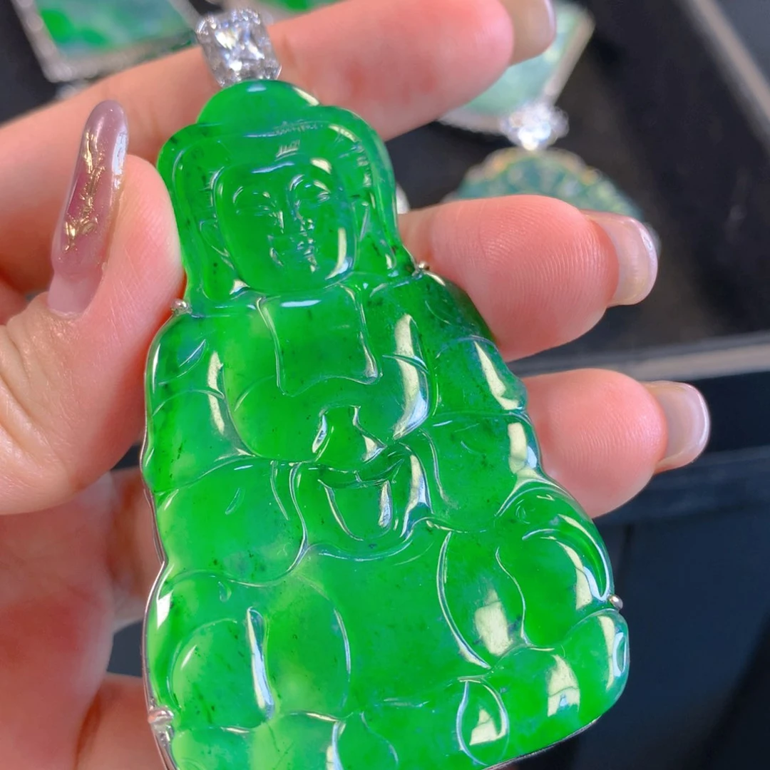 翡翠颈饰银S925镶嵌翡翠