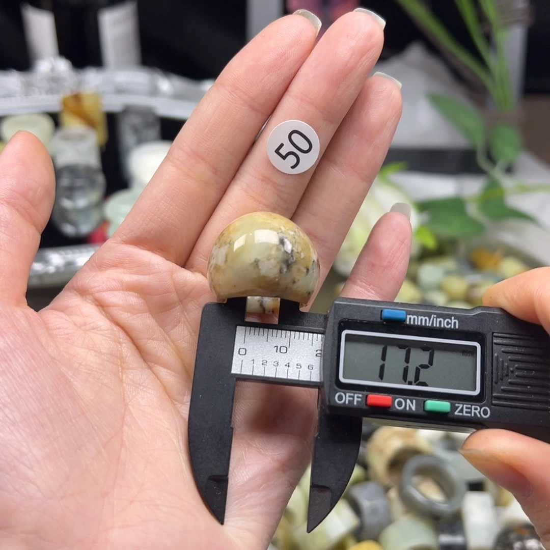 蛇纹石玉未镶嵌戒指