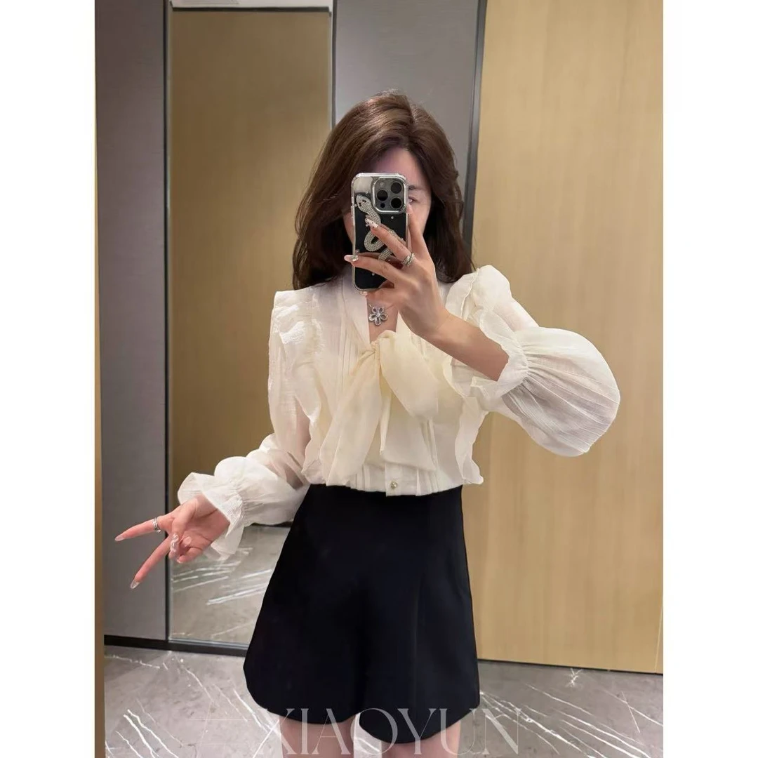 童话公主 【微透】小允姐姐2025新款时尚气质高级花朵袖蝴蝶结上衣