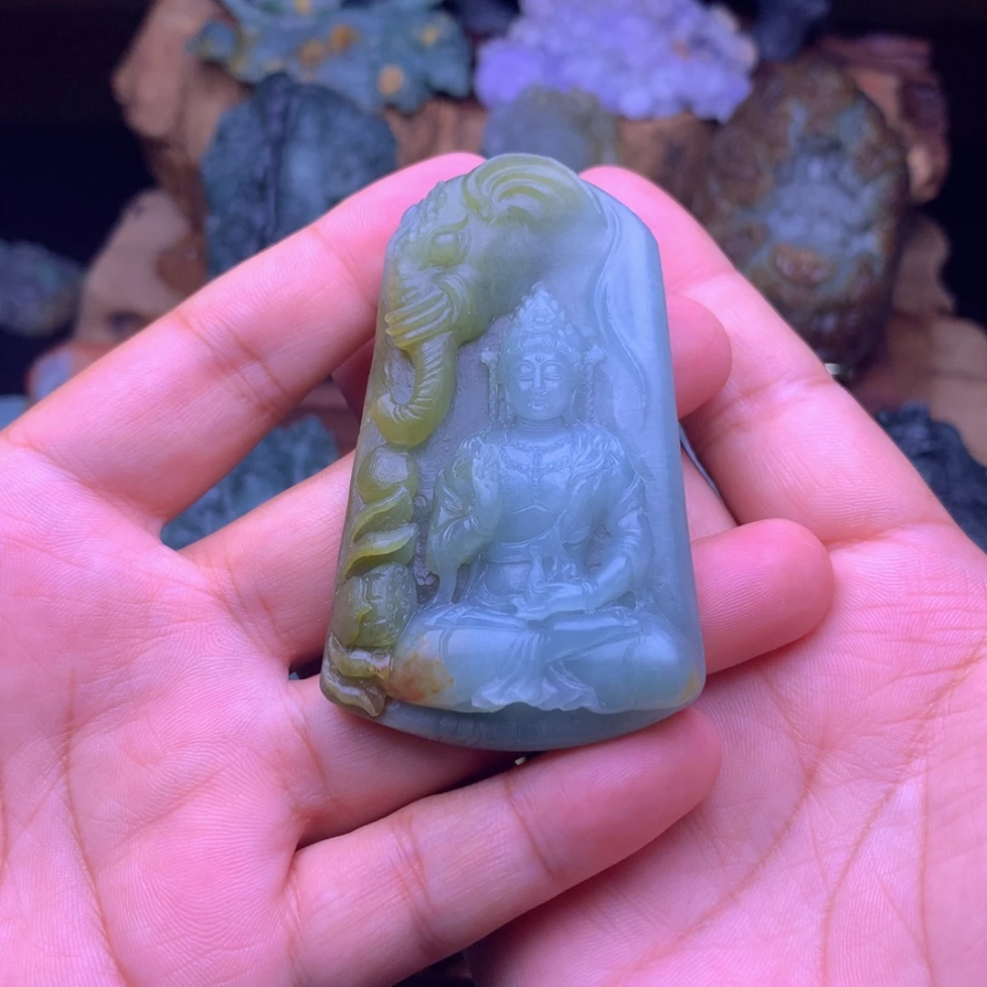 恨***我定制翡翠未镶嵌翡翠
