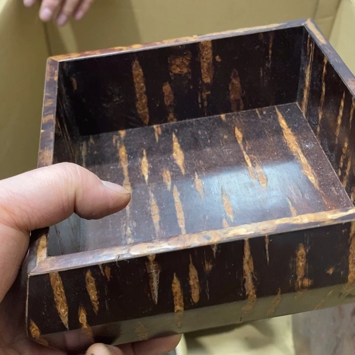 纵***哥中古品默认微瑕看好下手