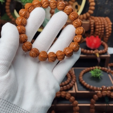 吊坠桃核13火麒麟手串