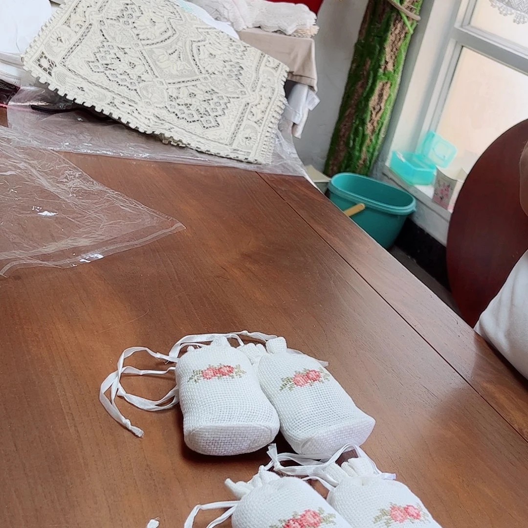 毛绒亚麻棉108-2个香包
