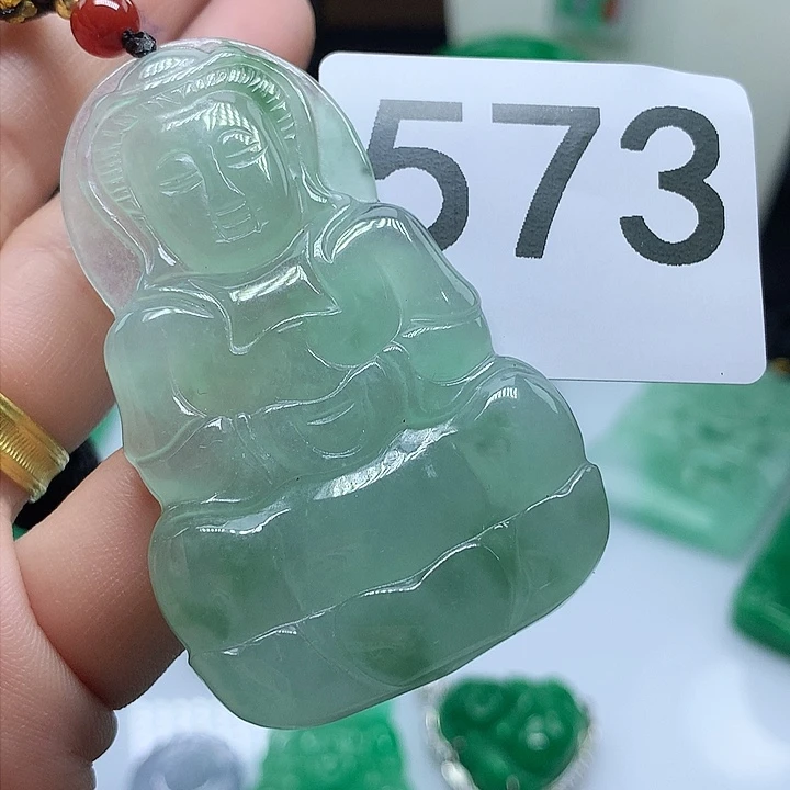 翡翠吊坠(赠链)未镶嵌