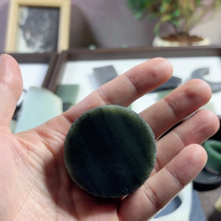 和田玉（糖玉）未镶嵌挂件