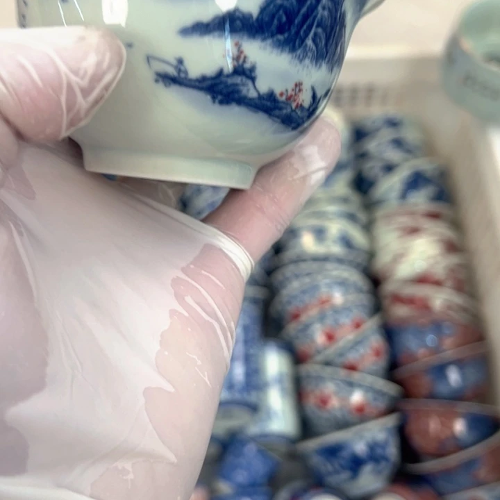 瓷片白青花万里江山压手杯全品