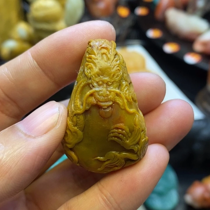 寿山石B****4寿山石。。。。。