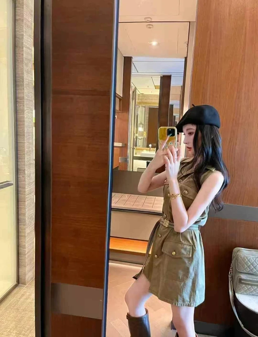 工装连衣裙复古卡其色夏季新款休闲收腰显瘦无袖（不退不换）