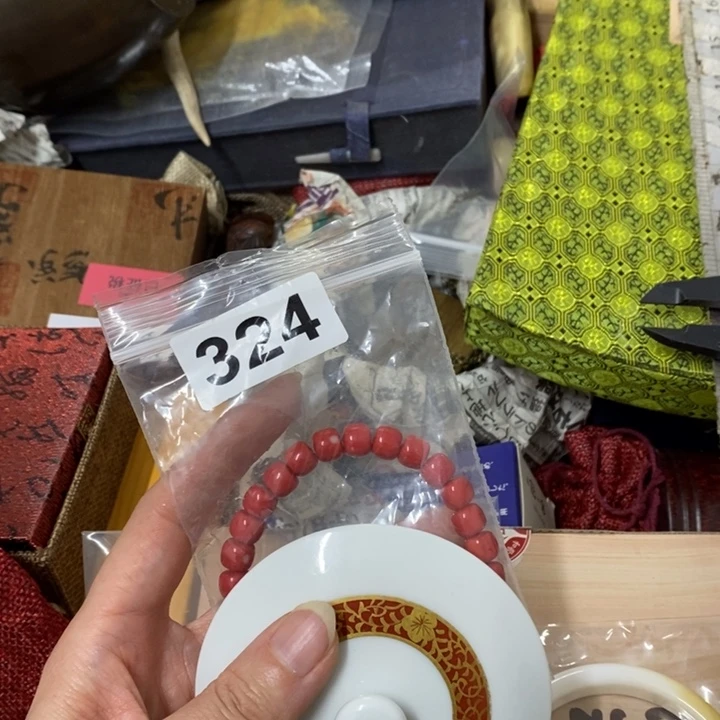 瓷片哈中古工艺品一件