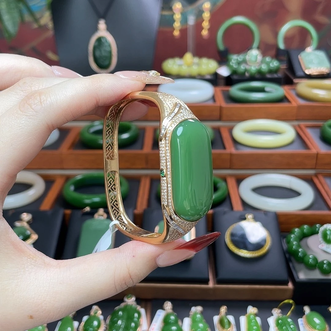 和田玉手镯18K金镶嵌