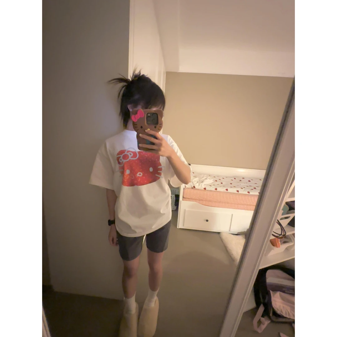 草莓kitty猫印花短袖t恤女装夏季2025新款设计感小众宽松白色上衣