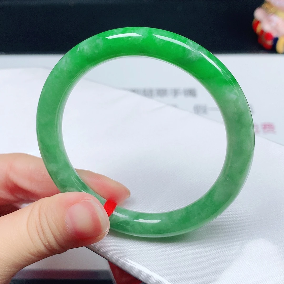 翡翠未镶嵌手镯1491