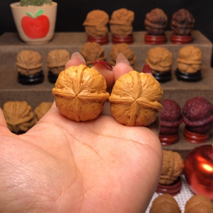 文玩核桃把件25金蟒炸四