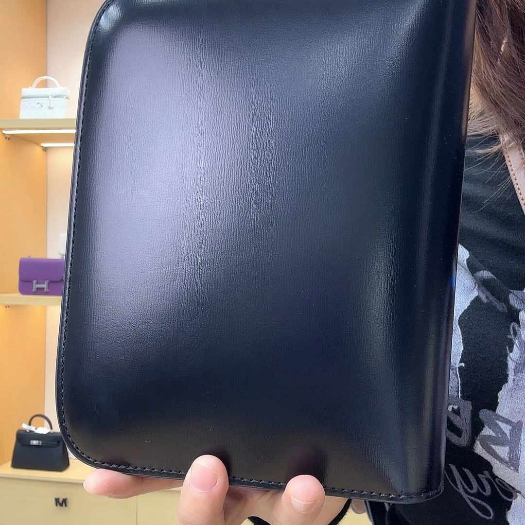 牛皮（革）黑色豆腐包