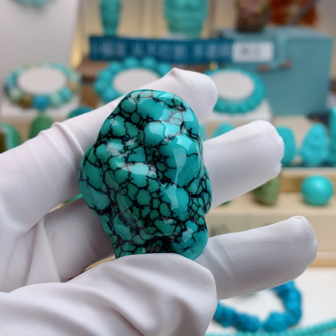 绿松石未镶嵌挂件