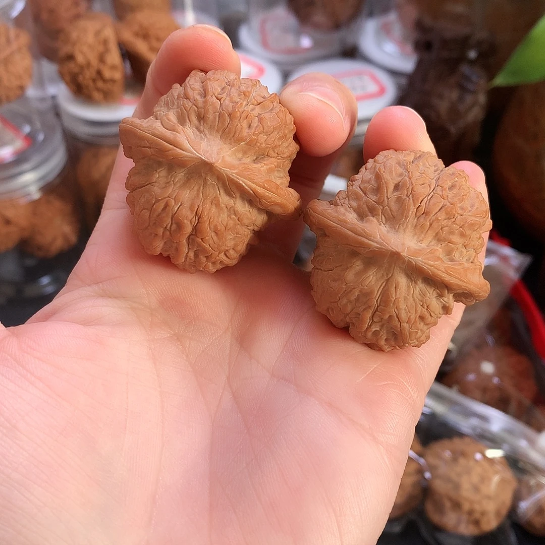 文玩核桃把件血麒麟39