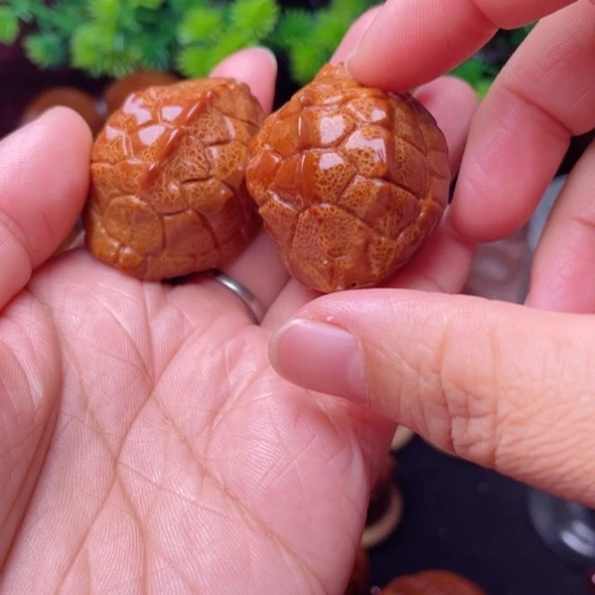 【闪购商品】手串/手链橄榄核龙脊富甲手球