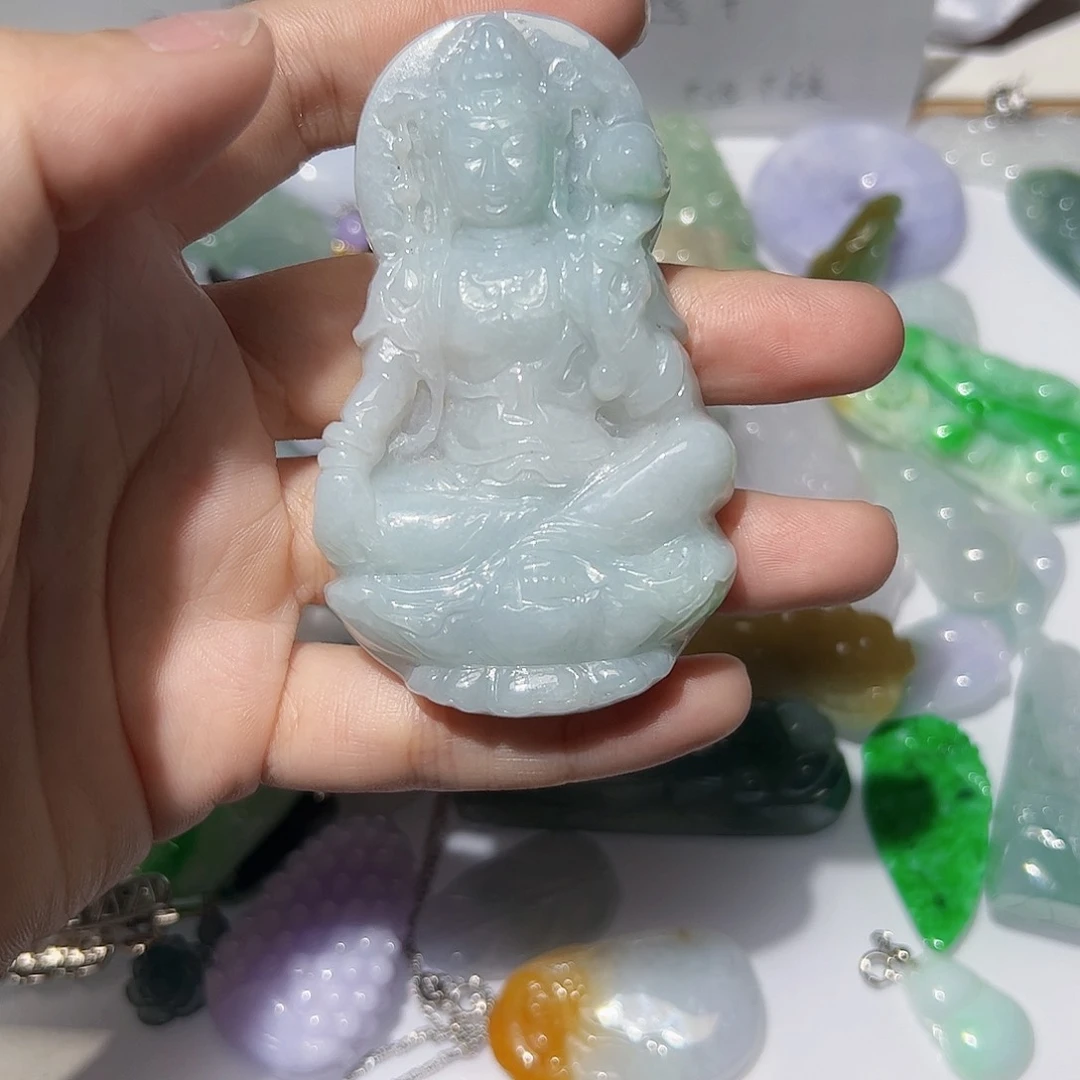 翡翠未镶嵌颈饰天然A货翡翠