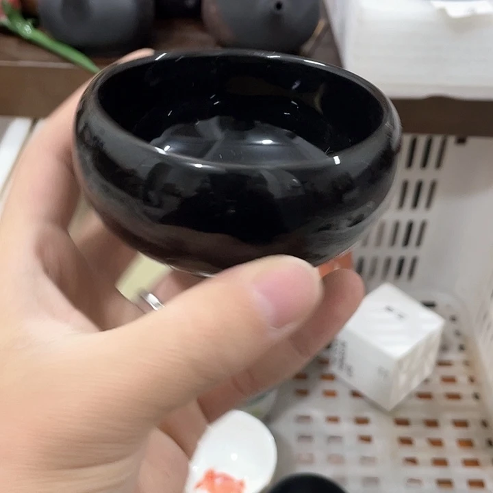 陶瓷茶具全部清清完回家过年