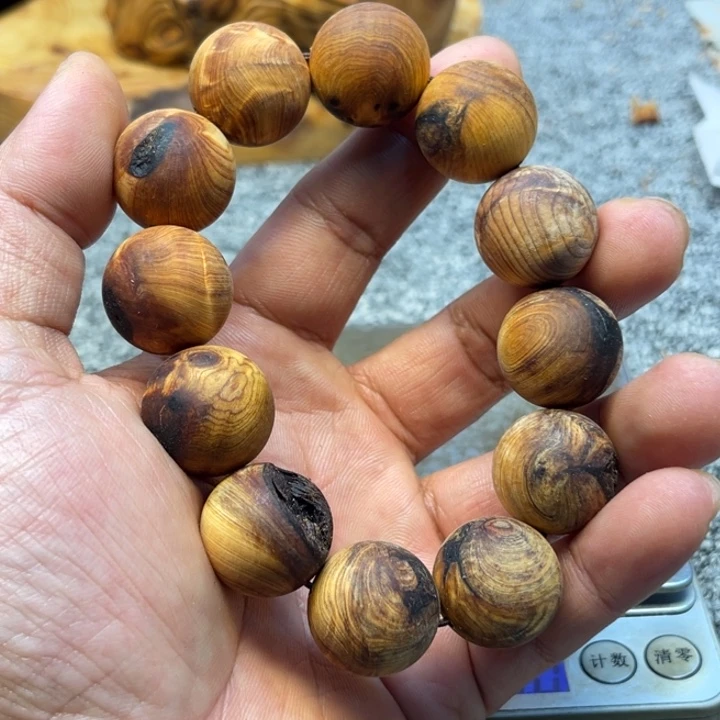 柏木（崖柏）瑕疵52