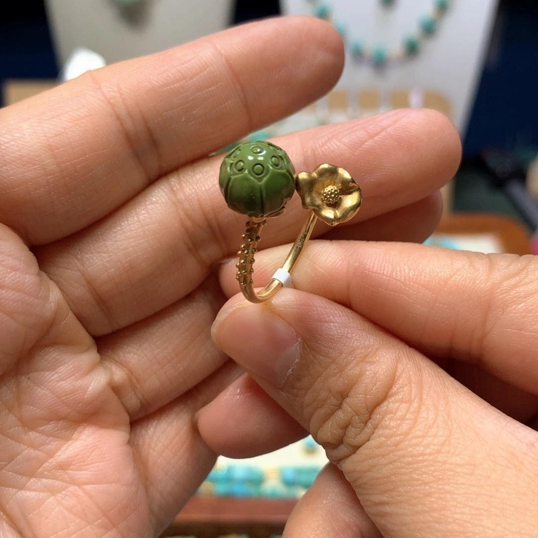 18K金镶嵌绿松石戒指