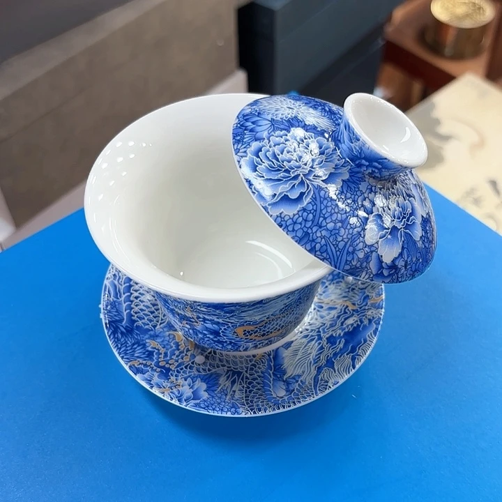 孤品茶具套装等。