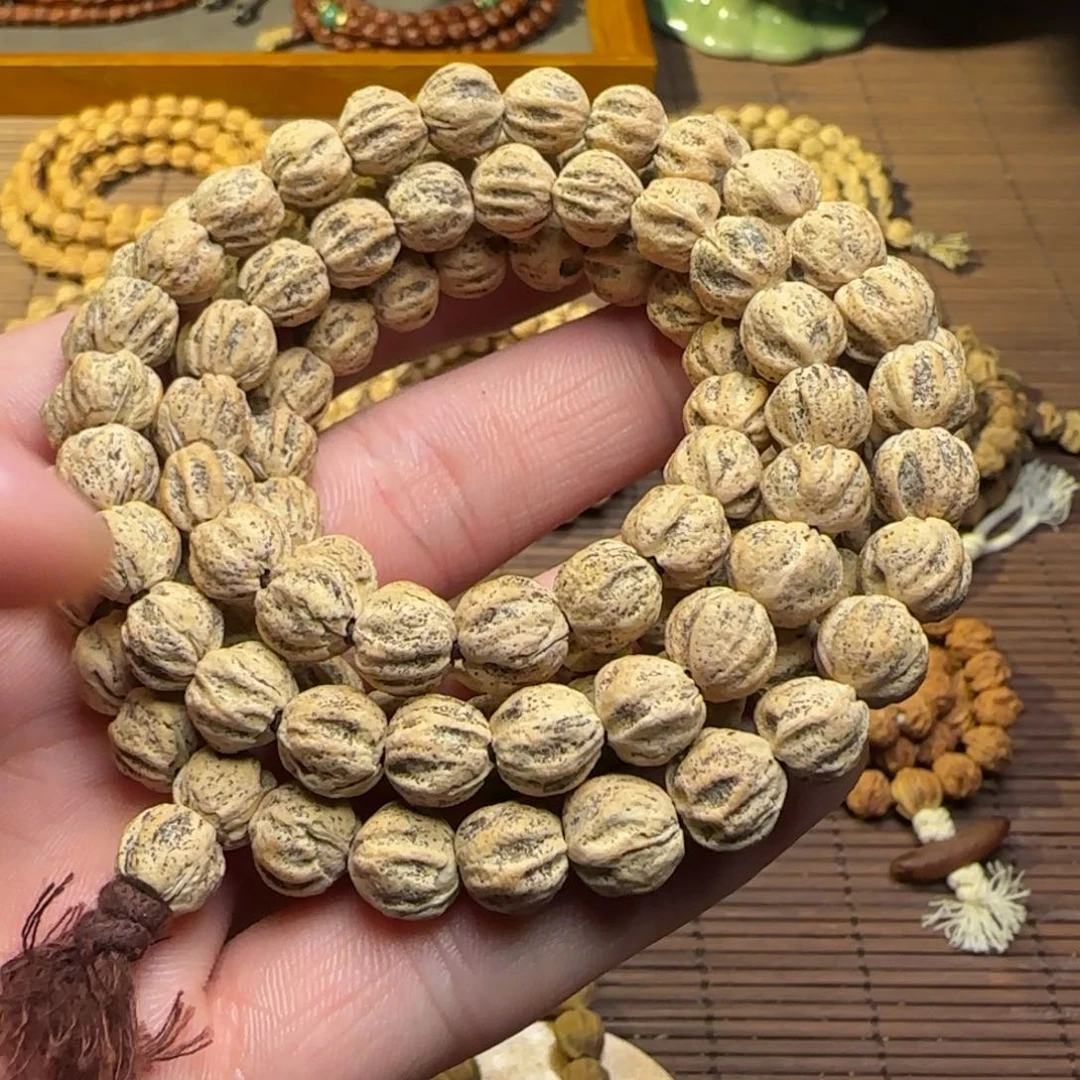 顾***丷柏香籽/百香籽吊坠