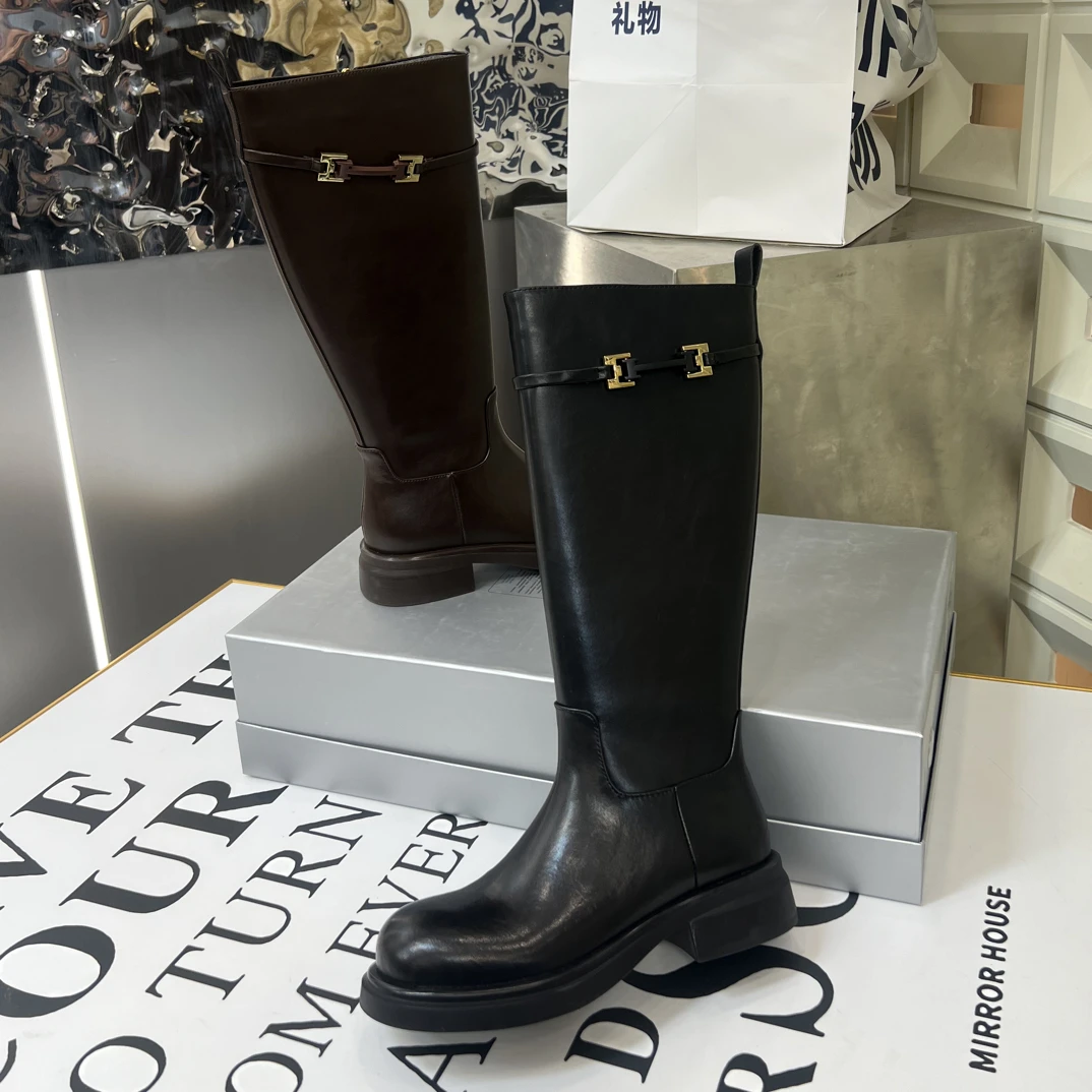 冬季新品黑色搭扣饰法式独家礼遇时髦主义高靴