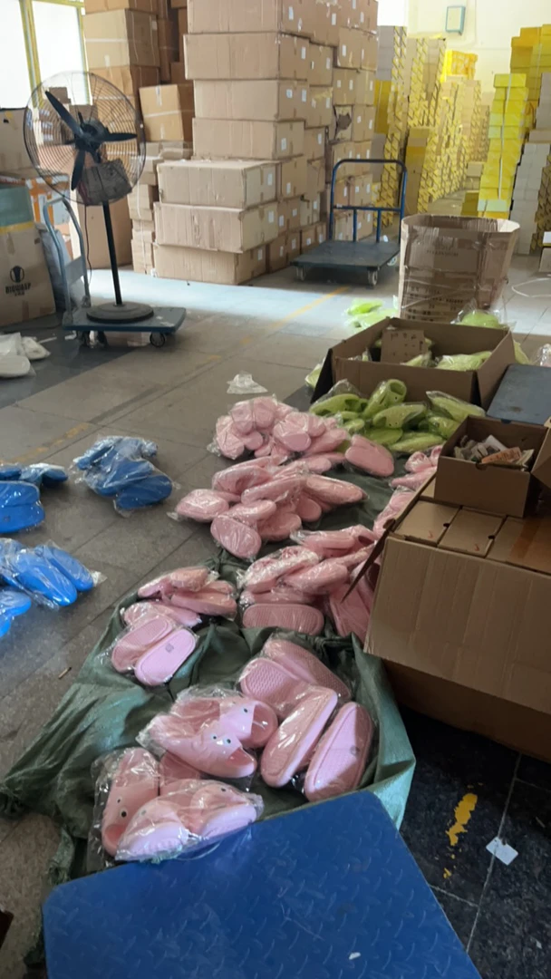 巴la拖鞋成人都可