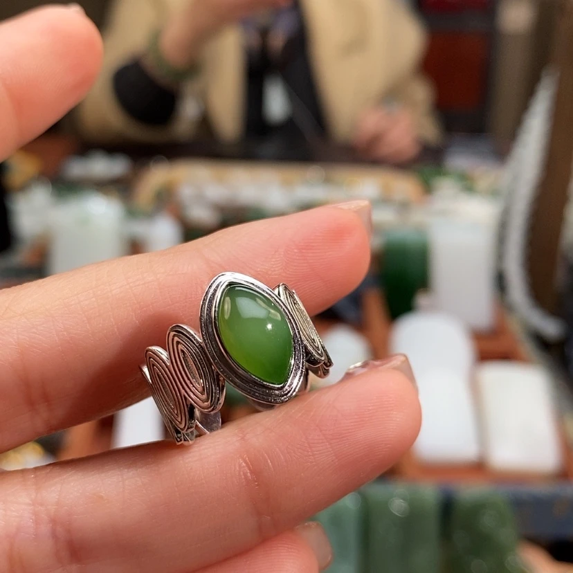 【闪购商品】银S925镶嵌戒指和田玉