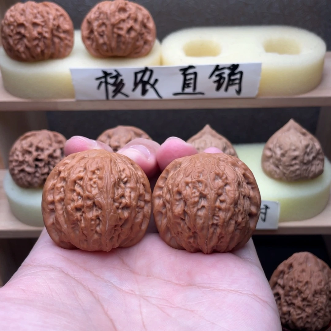 文玩核桃吊坠铁锤41➕，48.5克头货